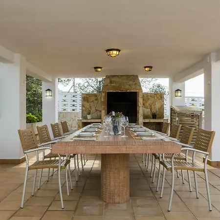 Raes Villa *